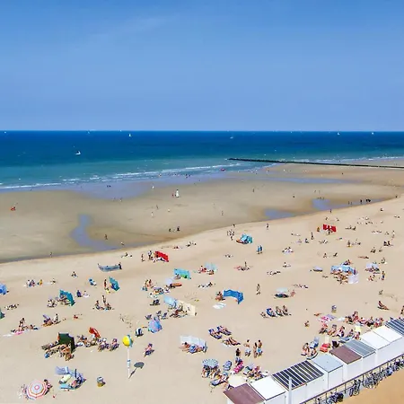 Apartment 2 Bedroom Beautiful In Ostend